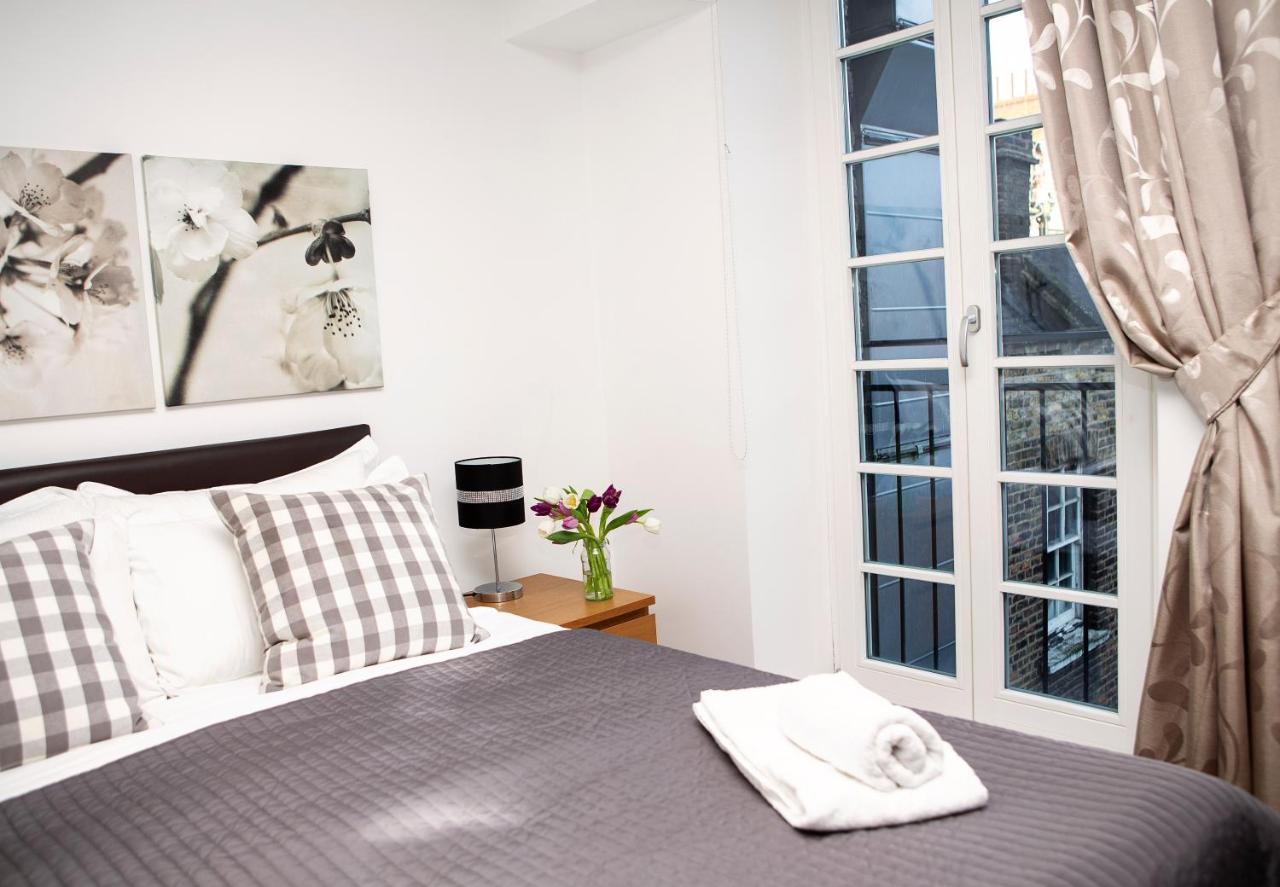 Apt 3, Trafalgar Sq Duplex, 3Rd & 4Th Floor By Indigo Flats London Exteriör bild